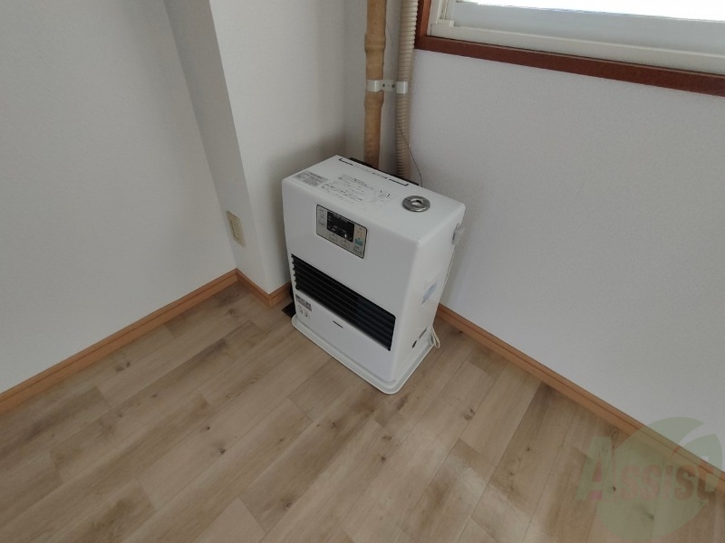 その他設備　灯油暖房です。札幌の寒い冬もこれで大丈夫！