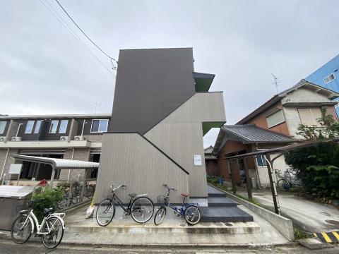 建物外観　外観写真（昼）