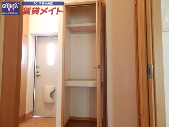 収納　同型反転タイプ参考写真
