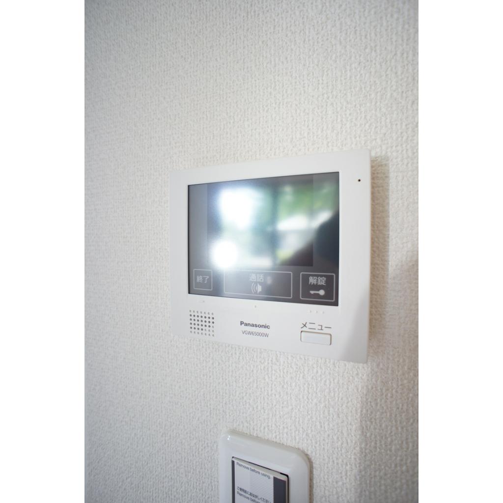 セキュリティ　突然の来客でも顔が見えて安心なＴＶドアホン！