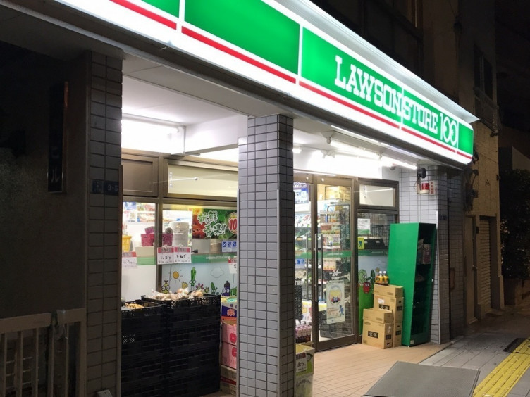 コンビニ　ローソンストア100台東寿三丁目店（コンビニ）まで288m