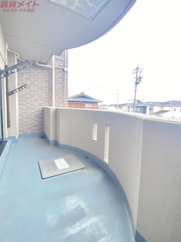 バルコニー　同物件別部屋の写真