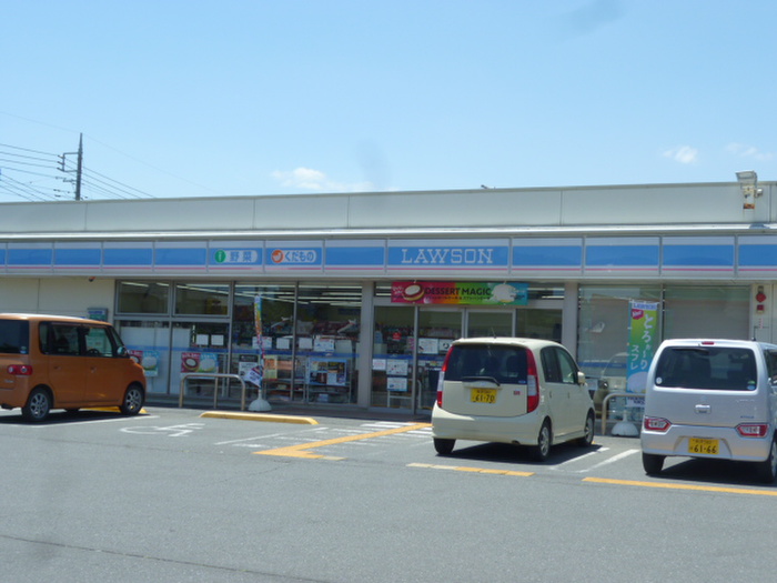 コンビニ　ローソン飯能双柳六道店（コンビニ）まで388m