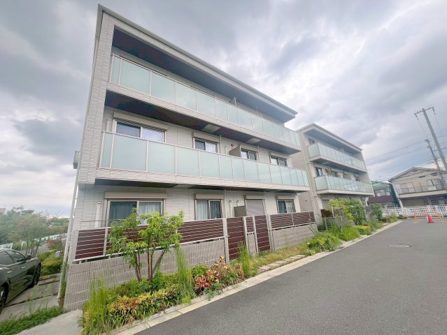 建物外観　綺麗な外観の素敵なお部屋があなたを待っています。
