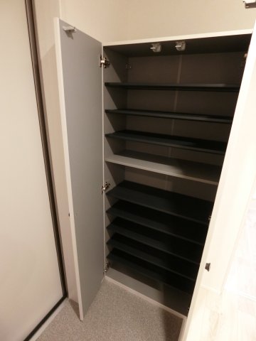 収納　他のお部屋の参考写真となります。
