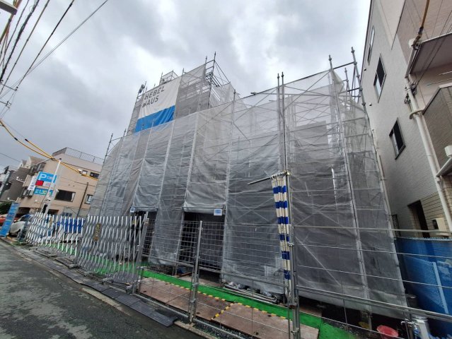 建物外観　建築中