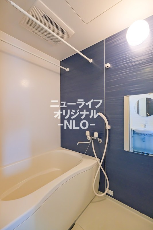 バス・シャワールーム　雨の日も安心☆浴室乾燥付☆