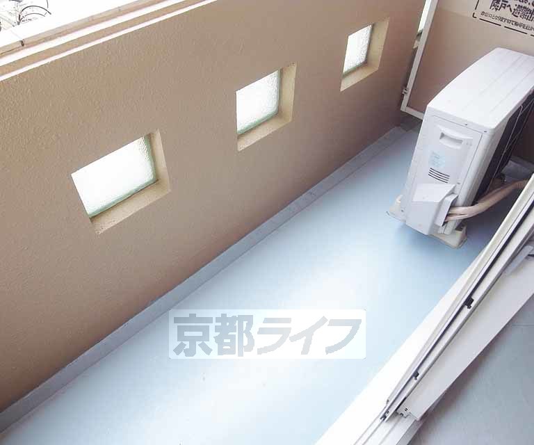 バルコニー　日当たり良好です。