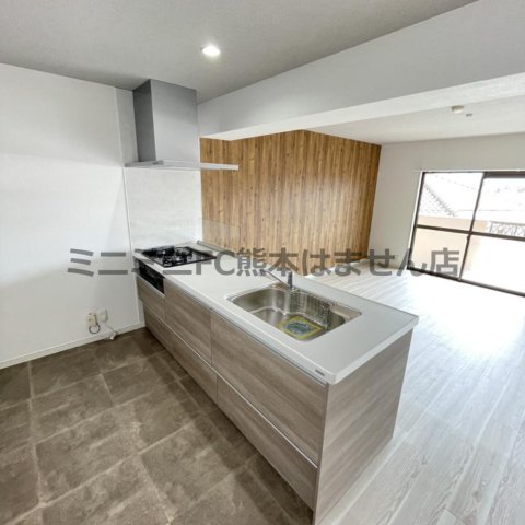 キッチン　別号室の        部屋の写真です。現況優先