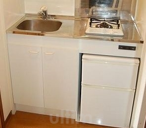 キッチン　違うお部屋の写真です。ご参考までに