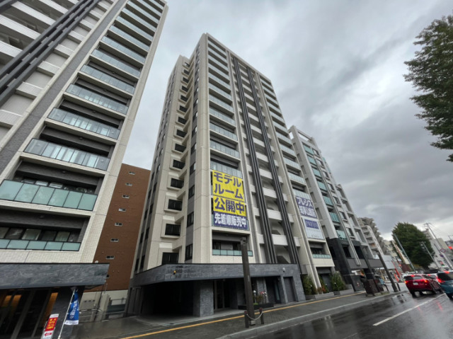 建物外観　札幌市中央区北１条西「プレシス知事公館前ＷＥＳＴ」