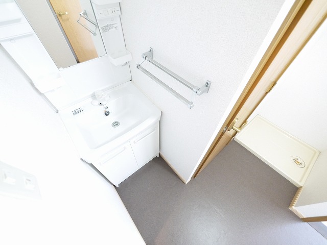 洗面設備　忙しい朝には欠かせない洗面所です