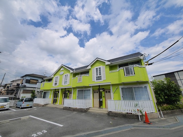 建物外観　外観は落ち着いています