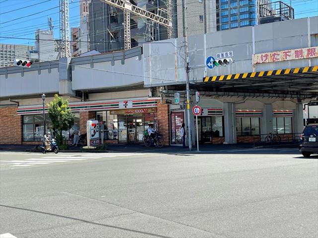 コンビニ　セブンイレブン大阪片町店（コンビニ）まで519m