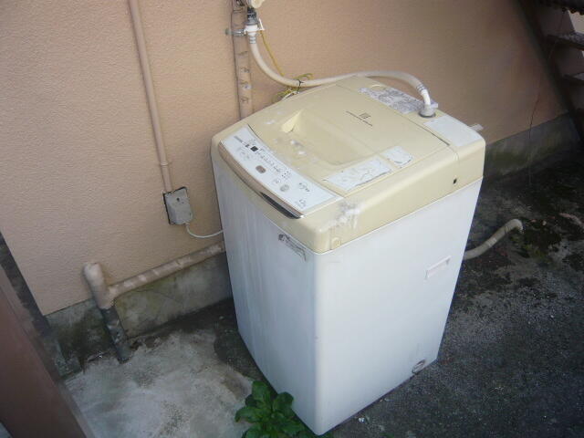 その他共有部分　共同洗濯機（無料）