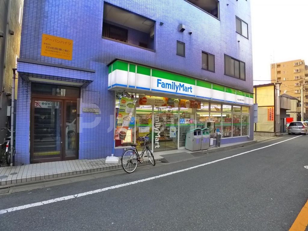 コンビニ　ファミリーマート亀山西新井本町店（コンビニ）まで300m