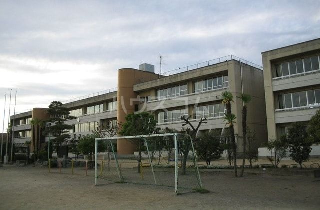 小学校　太田市立綿打小学校（小学校）まで3996m