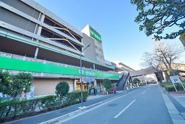 コンビニ　サミットストア川口エルザタワー店（コンビニ）まで130m