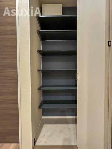 玄関　別タイプのお部屋の写真です
