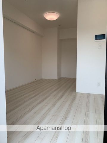 レガリス亀戸の居間写真