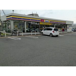 コンビニ　ミニストップ名古屋新川店（コンビニ）まで180m