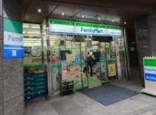 コンビニ　ファミリーマート文京小石川一丁目店（コンビニ）まで20m