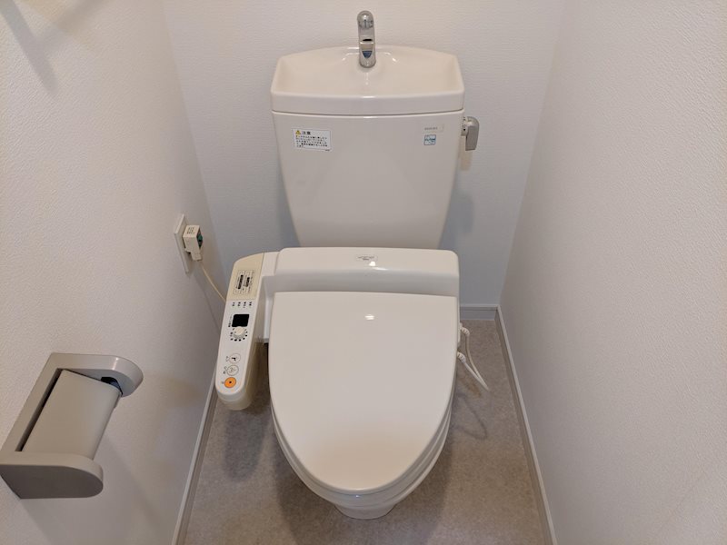 トイレ　※別部屋参考画像