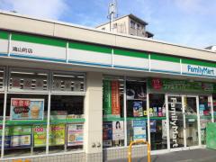 コンビニ　ファミリーマート 滝山町店（コンビニ）まで889m