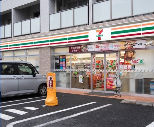 コンビニ　セブンイレブン 練馬下石神井2丁目店（コンビニ）まで587m