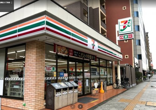 コンビニ　セブンイレブン 大阪北堀江3丁目店（コンビニ）まで171m