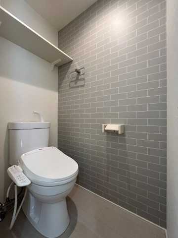 トイレ　※参考写真・他部屋の写真となります。