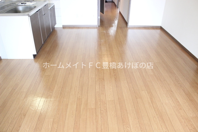 居室・リビング　同型別部屋写真