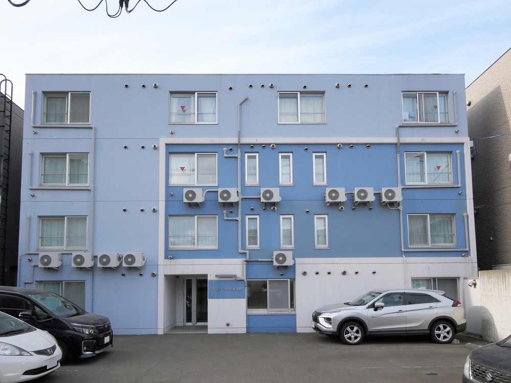 建物外観　★初期費用軽減可能！市電、地下鉄のダブルアクセス可能！