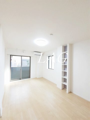 居室・リビング　洋室のお部屋です。
