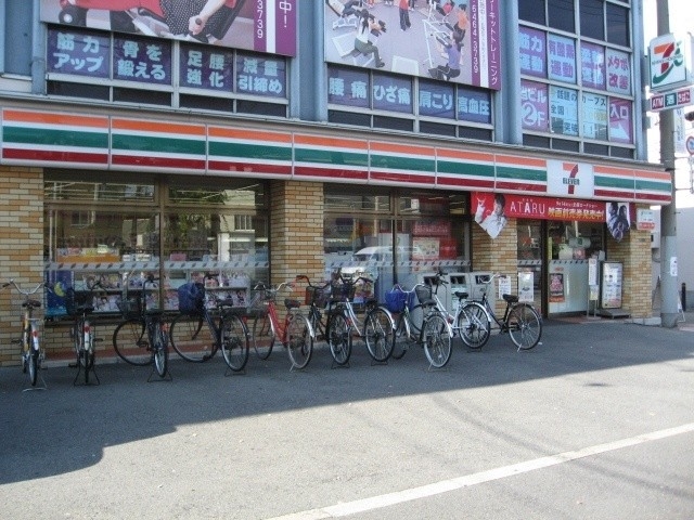 コンビニ　セブンイレブン大阪四貫島2丁目店（コンビニ）まで180m