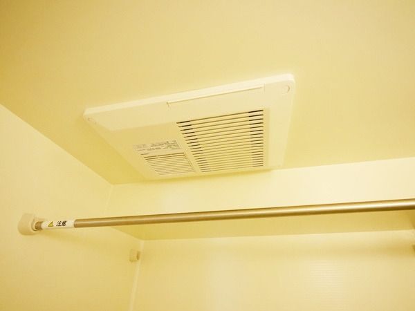 その他設備　★浴室乾燥機付バスルーム！★