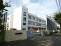 小学校　多摩第２小学校（小学校）まで88m