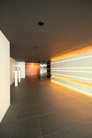 エントランス　AXAS東十条アジールコート　北区東十条1