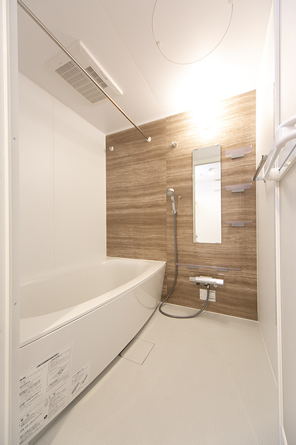 バス・シャワールーム　※写真は同タイプ住戸です。