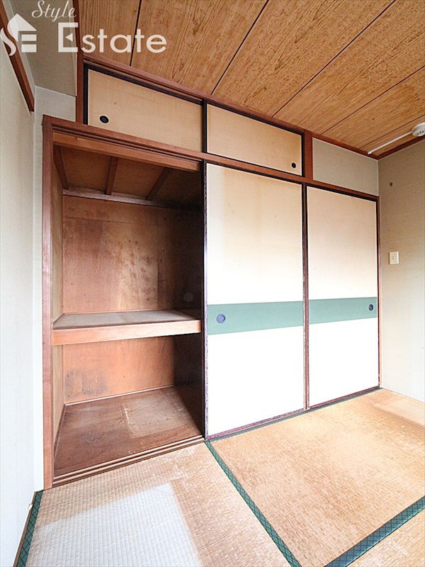 収納　クローゼット