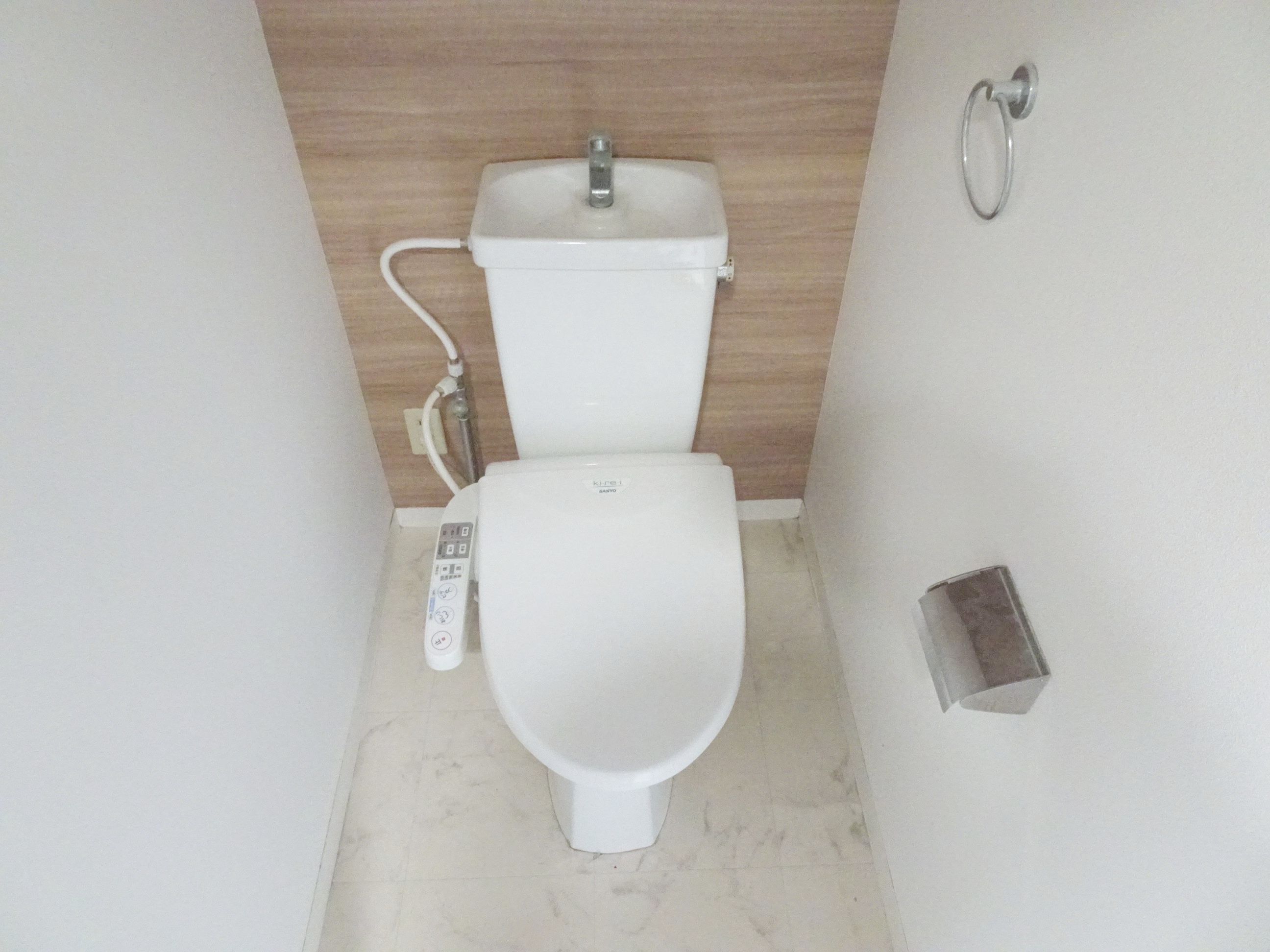 西鉄天神大牟田線 西鉄平尾駅 徒歩14分 6階建 築36年のトイレ写真