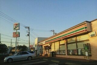 コンビニ　セブンイレブン（コンビニ）まで400m
