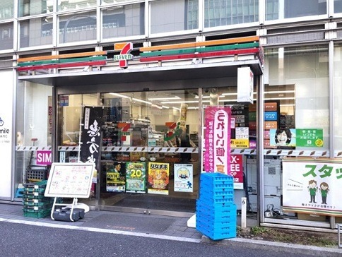 コンビニ　セブンイレブン 大久保2丁目明治通り店（コンビニ）まで244m