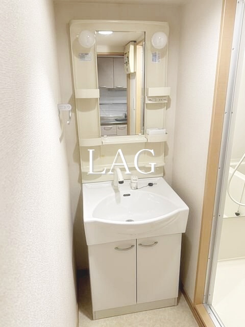 洗面設備　洗面台です。