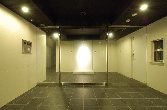 都営新宿線 森下駅 徒歩5分 7階建 築20年の外観写真
