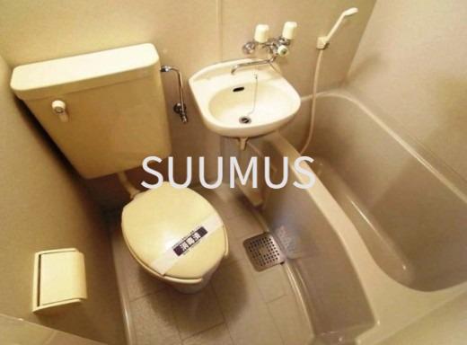 京王線 笹塚駅 徒歩3分 9階建 築28年の風呂写真