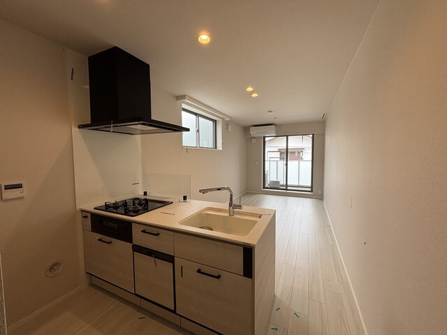 キッチン　※写真は同タイプ住戸です。