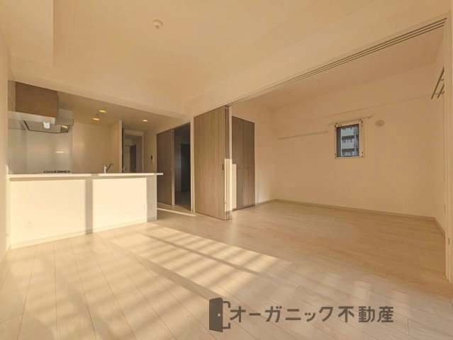 プレサンス松屋町駅前デュオの居間写真