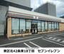 コンビニ　セブンイレブン（コンビニ）まで526m