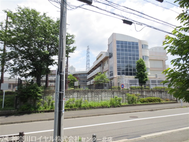 小学校　横浜市立東山田小学校（小学校）まで1797m